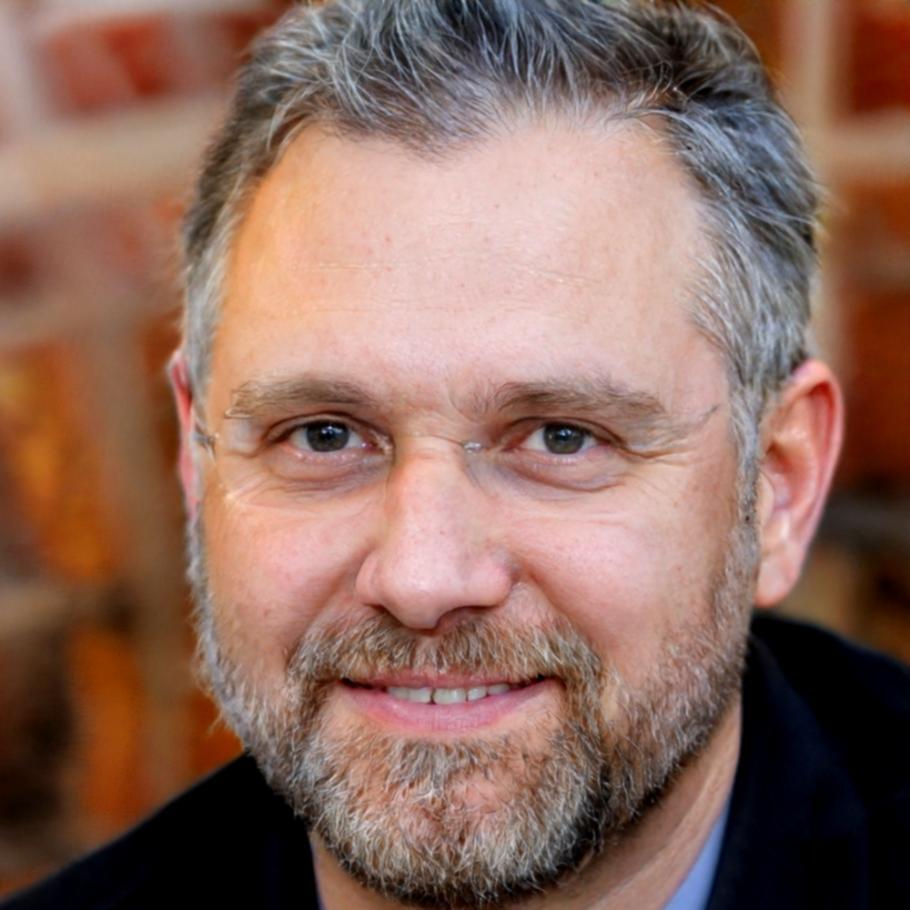 Dozent Lennard Mühlberg